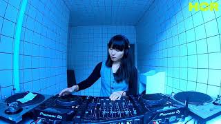Debbie Chia DJ set