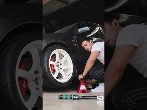 Evo 9 Rays Gramlights 57DR Wheel Install! \ud83d\udd25 #mitsubishi #evo #raysgramlights
