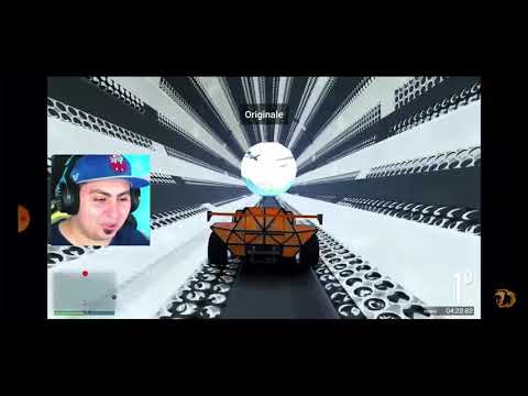 Lyon fa volare a tutti con l'auto rampa😂😂