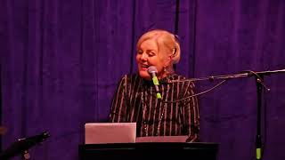 Carol Welsman covers Benny Goodman's 'Moonglow' live jazz February 5, 2025.