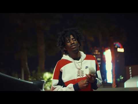 Lil Nell - Stuck with me