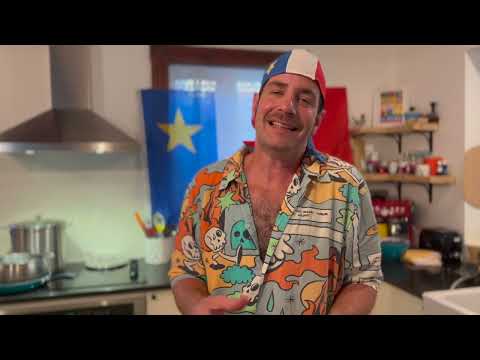 La poutine râpée de la Péninsule acadienne