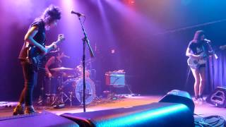 The Coathangers - Follow Me → Nosebleed Weekend (Houston 02.08.17) HD