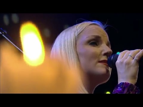 Brian May & Kerry Ellis - Love of my life [live 2013]