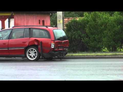 Olajfolyást szüntettek meg a karambol után - szon.hu