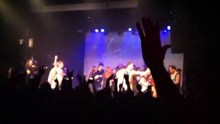 2 Skinnee J&#39;s - 718/Suger &amp; Candy Outro