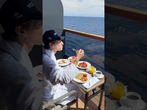 This is what it’s like to spend a week on the Ritz Carlton yacht