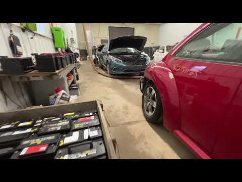 FOR SALE - 22J1125 - 2006 VOLKSWAGEN BEETLE - 2.5L ENGINE