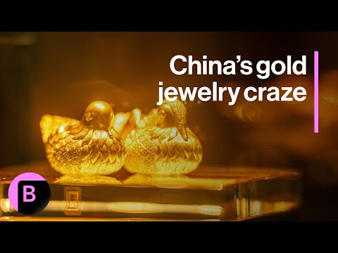 China's Laopu Gold Selling 'Royal' Designs Defies Economic Slump
