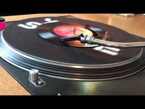 Dez Andres – NYC Natives (Deep Fried Music – DF-011) 7"