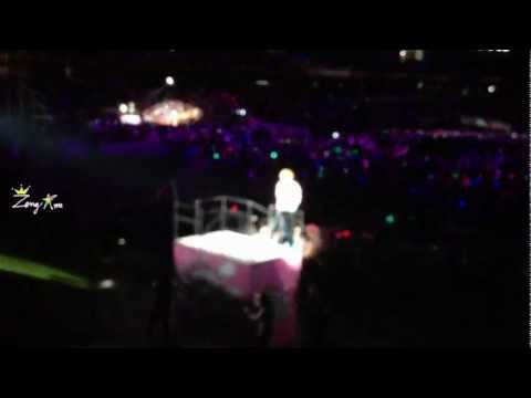[Fancam] 121125 KEY - Like A G6 @ SMTown in BKK