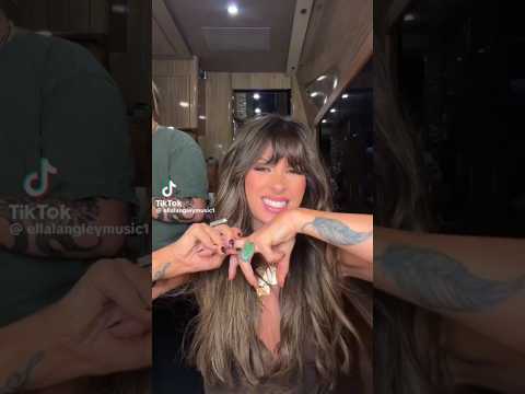 Thumbnail for Ella Langley TikTok Getting Ready is just exhausting as getting ready ipo #ellalangley by Sting