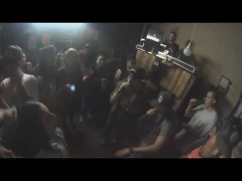 BesouroBass Ao Vivo no O´Beco Pub - Mercado Sul