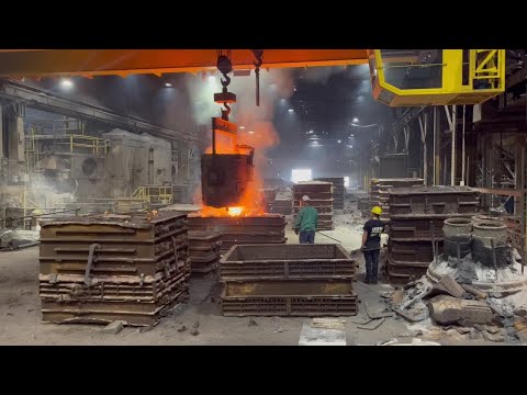 WATCH: Sivyer Steel workers pour molten metal into molds