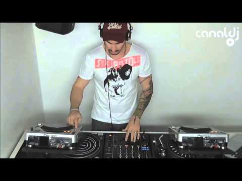 DJ Mandraks - Techno & Minimal ( Canal DJ, 24.07.2014 )