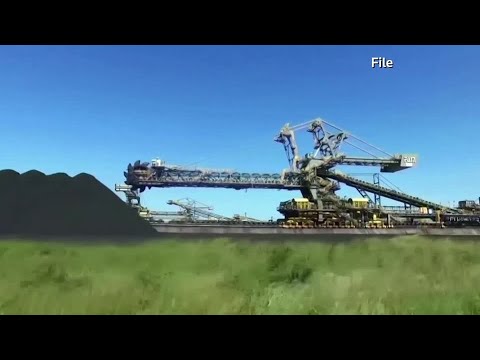 澳洲稱中國煤炭進口禁令 "雙輸 (China's coal import ban 'lose-lose,' says Australia)