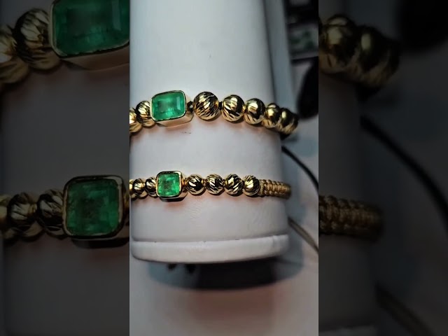 Vídeo relacionado con Irikdescia Pulsera para mujer, pulseras de perlas doradas con colgante de corazón, enlace Cuban chapado en oro de 14 K, elegante joya cotidiana como excelente obsequio para mujeres
