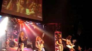 STEEL PANTHER: Round And Round with Stephen Pearcy