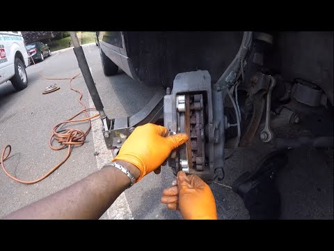 😅How to replace front brake pads on a 2009 Audi Q7 😊