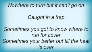 Electric Light Orchestra - Caught In A Trap Lyrics