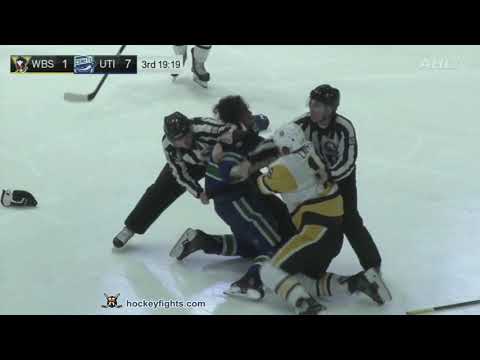 Sam Lafferty vs Zack MacEwen
