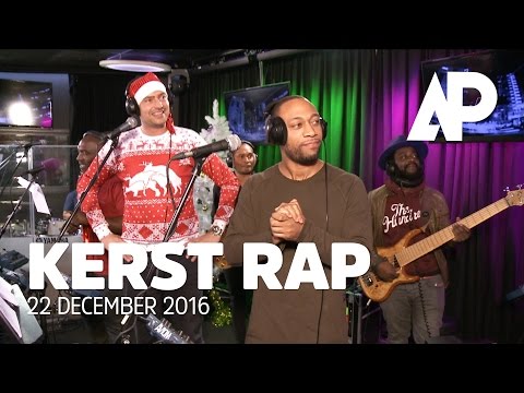 Lange Frans en de Songrapers rijden naar huis voor kerstmis