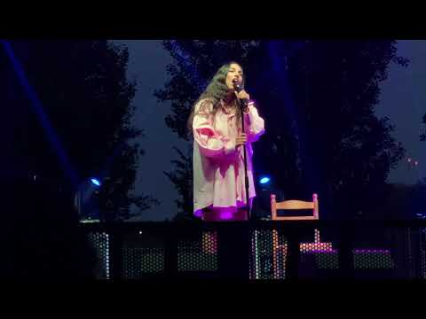 MARIA JOSE LLERGO “Nana del Mediterráneo” Cultura al Raso Anfiteatro Hombre Vertiente Expo 10/6/21