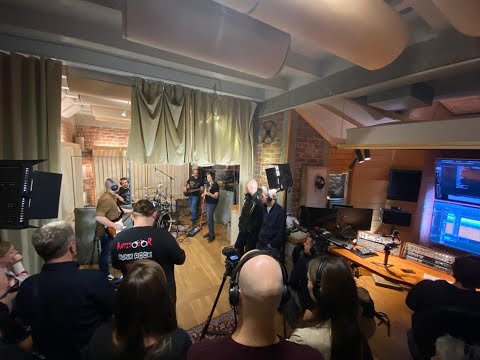 Pisan Jelen - Dve neveste (studio live with audience, one take)