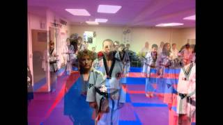 preview picture of video 'Korean Martial Arts Family Center - Gig Harbor Taekwondo'