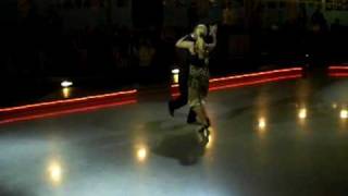 Sergio Natario y Alejandra Arrue performance en Milonga Criolla a Como