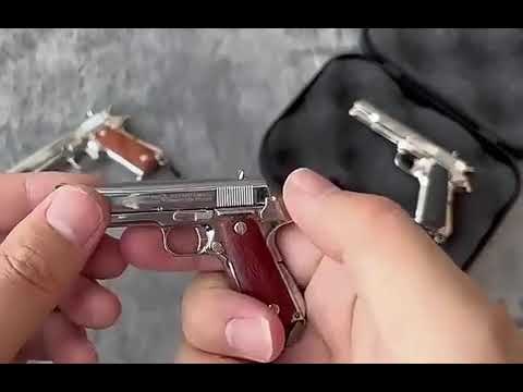 High Quality Metal M1911 Keychain