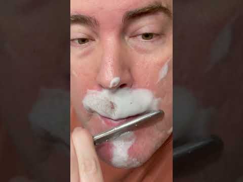 How To Shave Your Lower Lip and Chin Area With a Straight Razor #shorts #shavingtips