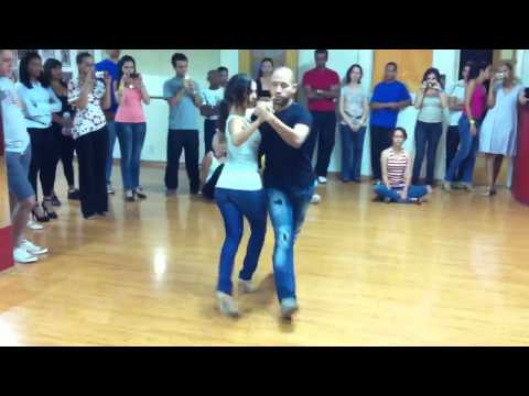 Rodrigo Marques e Carol Vilanova - Workshop Samba Brasília 1