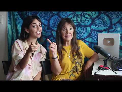 PSICÓLOGA E HIJA REACCIONAN A Calle 13 - Adentro