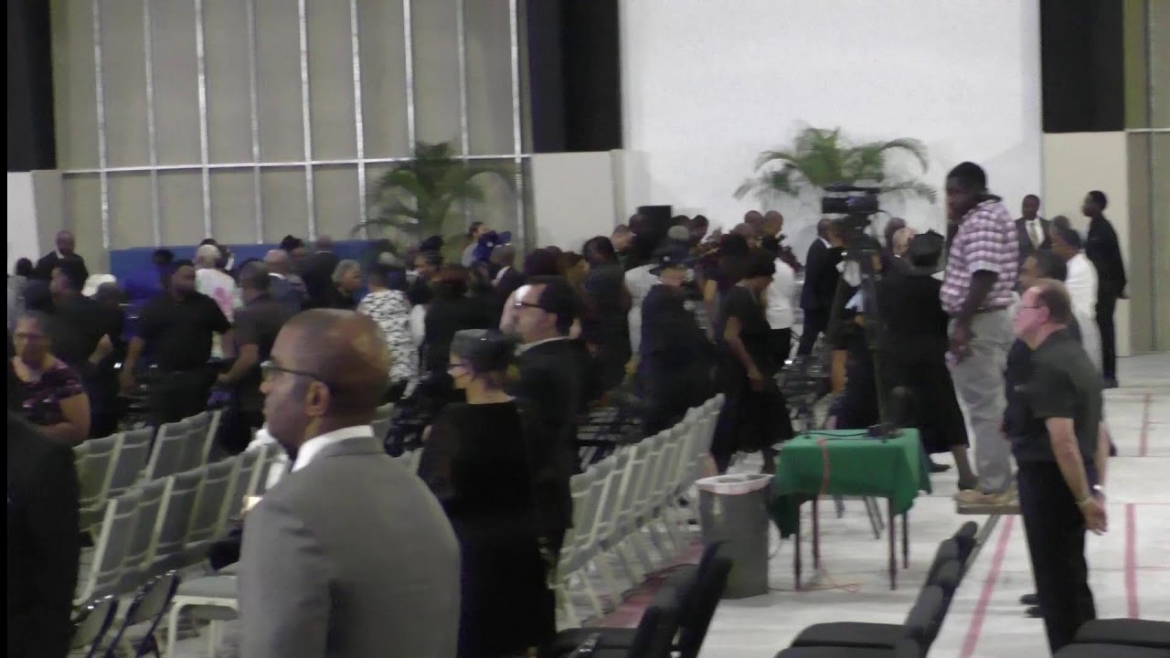 Homegoing Service Pastor Emeritus Thomas H. Roberts
