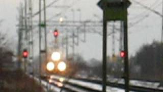 preview picture of video 'Skånetrafiken Pågatåg commuter train departing from...'