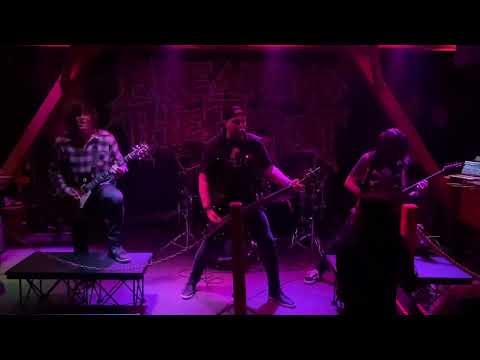 BREAKING THE TAROT | VICTIM - LIVE AT NOVE KORZO RUZOMBEROK (original audio)