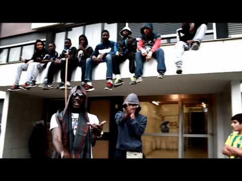 TRAFIQUINTE - CHAKAL D'AFRIKA // STREET CLIP (Video KolossalCorp)