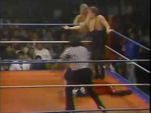 N. Navarro/El Signo/Black Power vs Villano III/Tigre Canadiense/E. Vera (UWA August 22nd, 199)