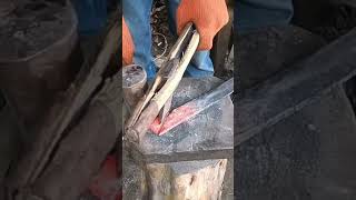 Download lagu membuat golok dari bar chainsaw #shorts #pandaibesi #diy mp3