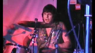 The Glitter Band - ROCK ON! - Great Drum solo from Pete Phipps