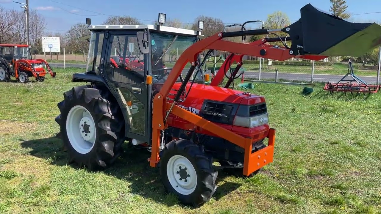 Kubota 32LE PowerShift Ingyenes Szállítás Leszervizelve japán traktor kistraktor
