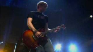 Download lagu Avril Lavigne - Fuel (Metallica MTV Icon 05 06 03).m2v mp3