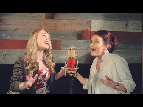 La vie en rose - Genevieve Leclerc et Emma Lépine