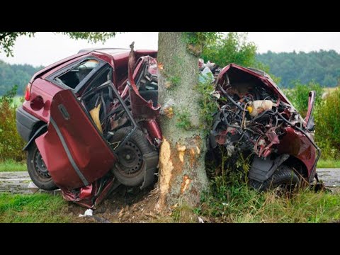 INSANE CAR CRASHES COMPILATION - DASHCAM FAILS - IDIOT IN CAR/TRUCK 2024
