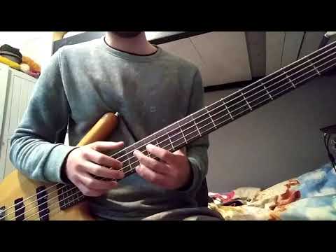 2 Hand Tapping on bass