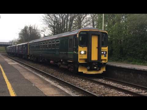 GWR Green 153318 & FGW 150916 @ Highbridge & Burnham 9/4/17