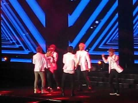 120811 BEAST - Beautiful Night macau演唱會