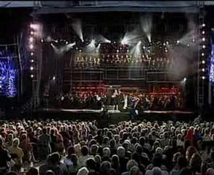 Melanie C - Barcelona & Aren´t you kinda glad?