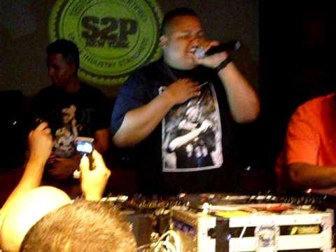 LATIN MIXX SHOWCASE 2010 SPEECH FROM DJ FATFINGAZ AND SPIN ONE